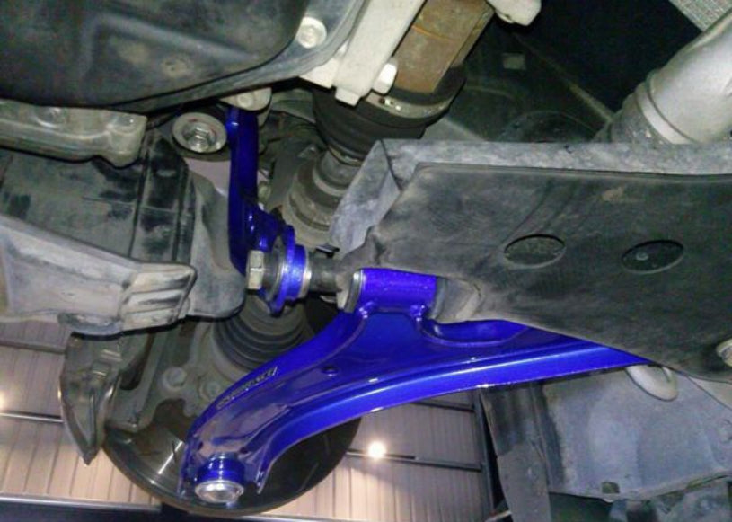 Front Lower Control Arm Nissan Sentra / sylphy G11 2005-2012