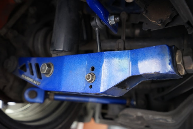 Rear Lower Arm Toyota Crown S17# 1999-2007