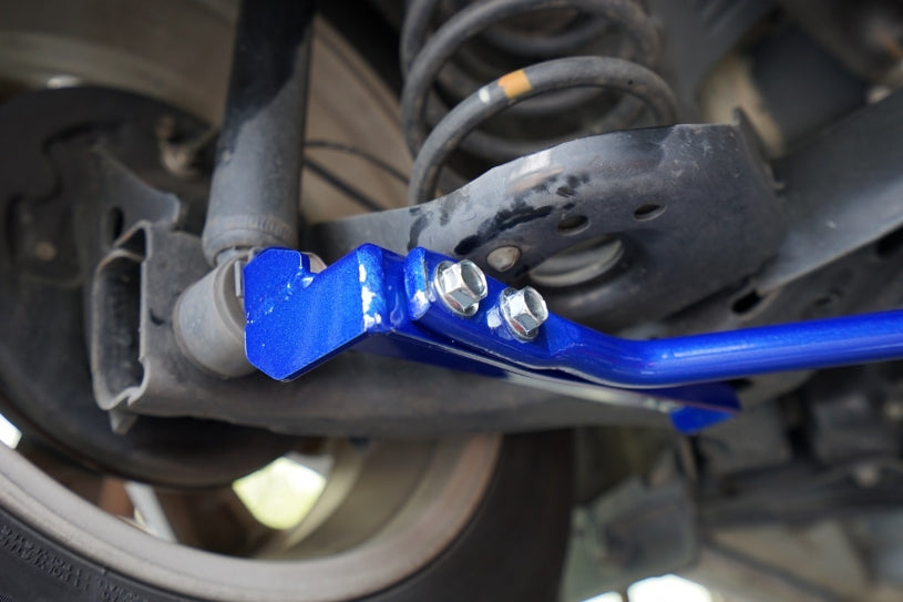 Задна добавка стаб. щанга Toyota Yaris / vitz 3rd XP150; 2014-2024