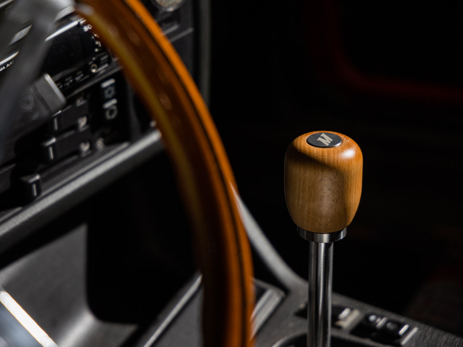 Къса дървена топка скоростен лост