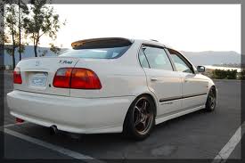 Спойлер задно стъкло Honda Civic 1995-2001